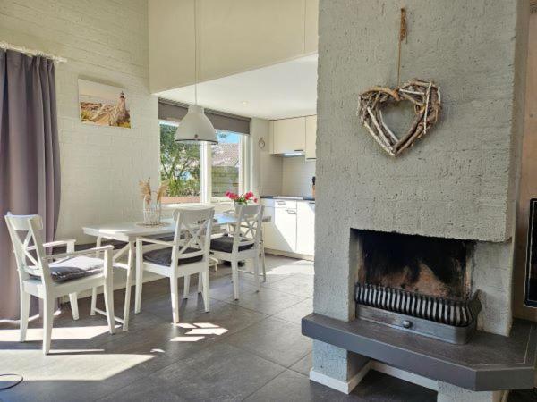 Bungalow Schotvanger เอ็กมอนด์ อาน เดน ฮูฟ ภายนอก รูปภาพ